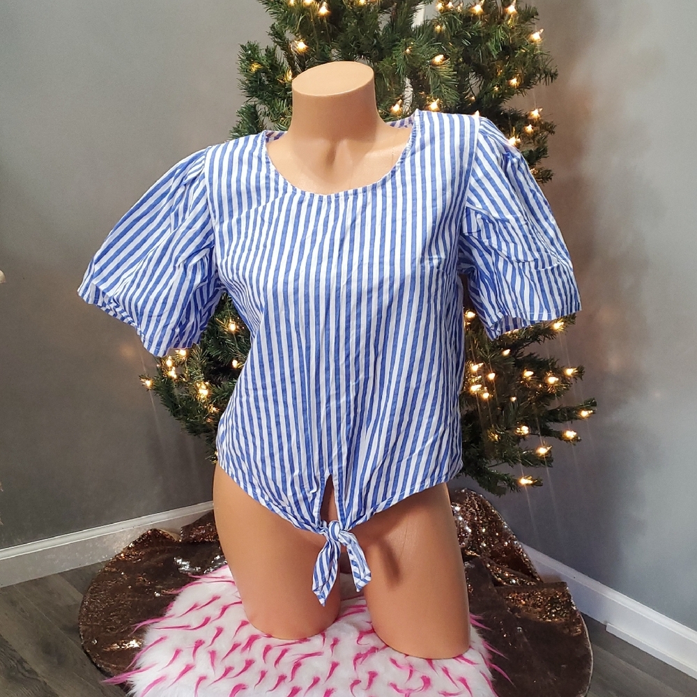 Charlotte Russe striped front tie puff sleeve top S NWOT